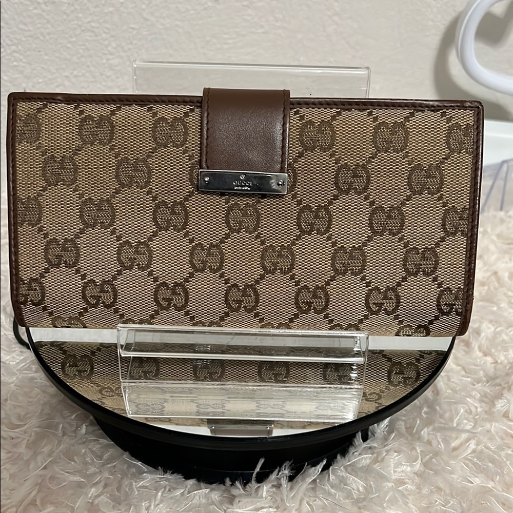 Gucci Monogram Tan Clutch Wallet Authentic EUC - Picture 5 of 17